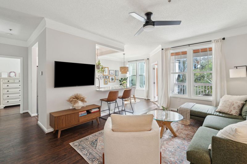 2022 Chatelain Way, Mount Pleasant, SC 29464