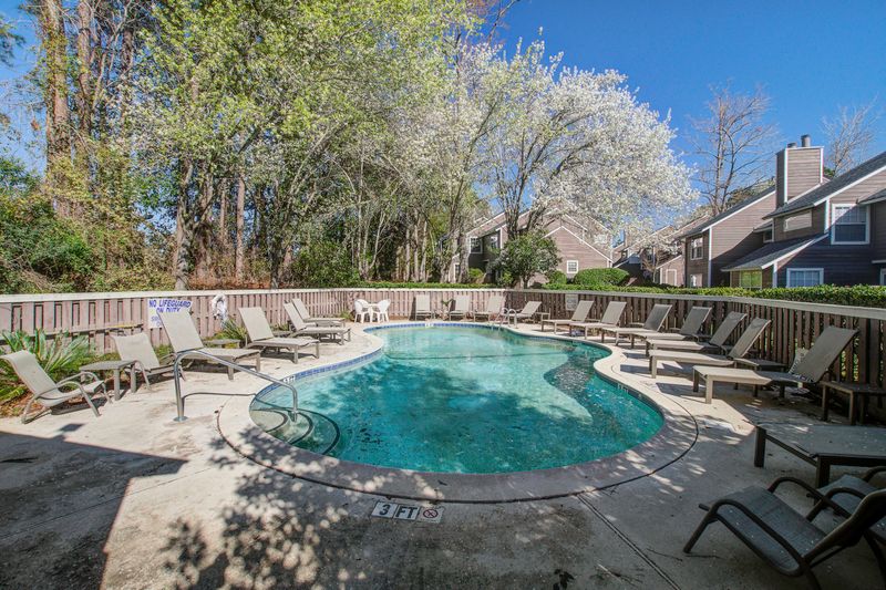 130 Luden Dr #B, Summerville, SC 29483