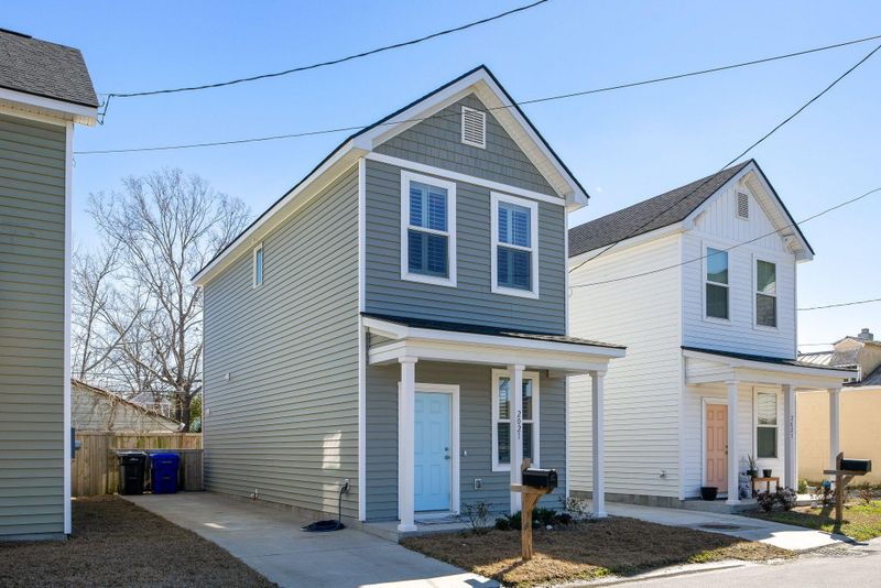 2021 Arbutus Ave, North Charleston, SC 29405