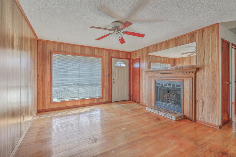 417 Judy Dr, Goose Creek, SC 29445