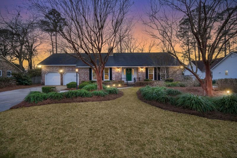 110 Dunbury Dr, Summerville, SC 29485