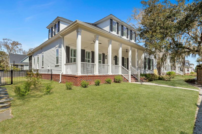 2028 Ironstone Al, Charleston, SC 29407