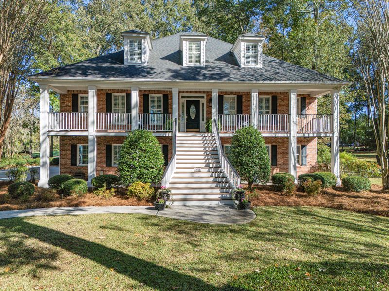8608 Wild Bird Ct, North Charleston, SC 29420