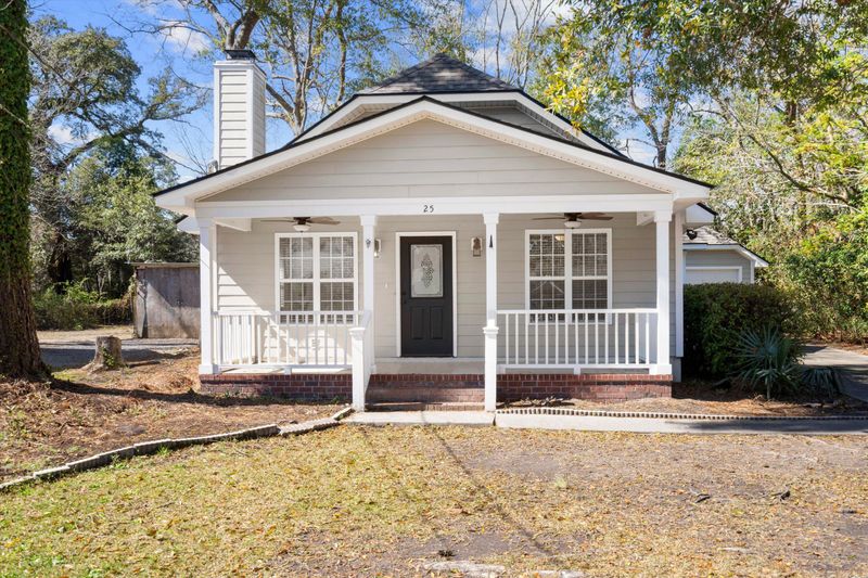 25 Oak Forest Dr, Charleston, SC 29407