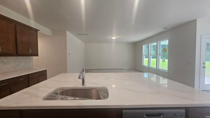 313 Tack House Rd, Huger, SC 29450