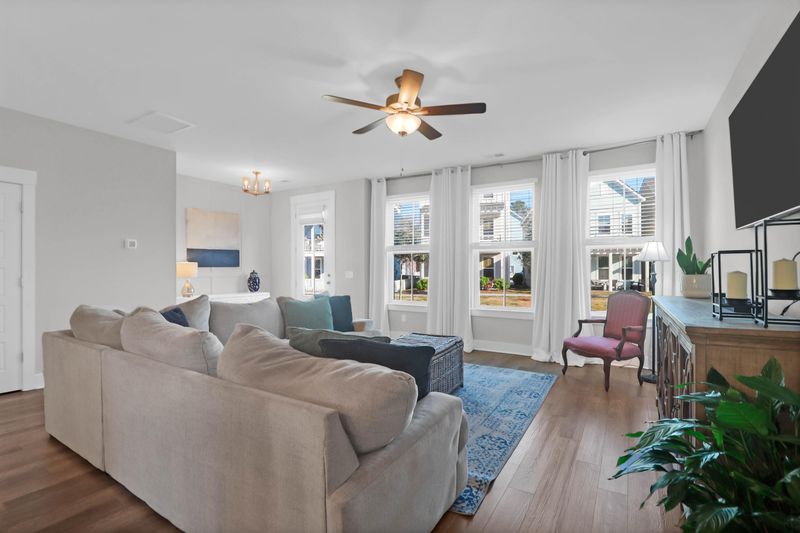 4416 Louisa Ln, North Charleston, SC 29405