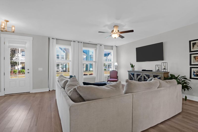 4416 Louisa Ln, North Charleston, SC 29405