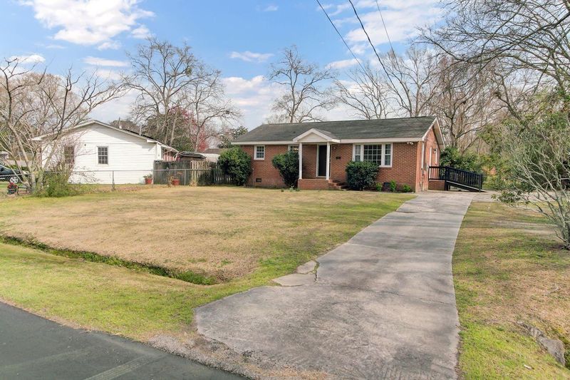 4203 Marilyn Dr, North Charleston, SC 29418