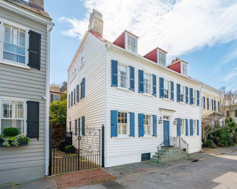 3 Atlantic St, Charleston, SC 29401
