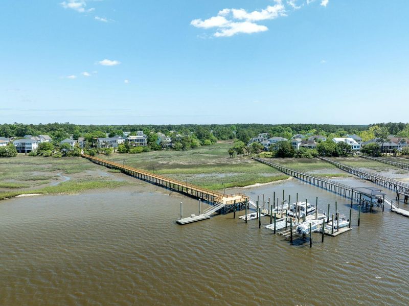 2788 Carolina Isle Dr, Mount Pleasant, SC 29466