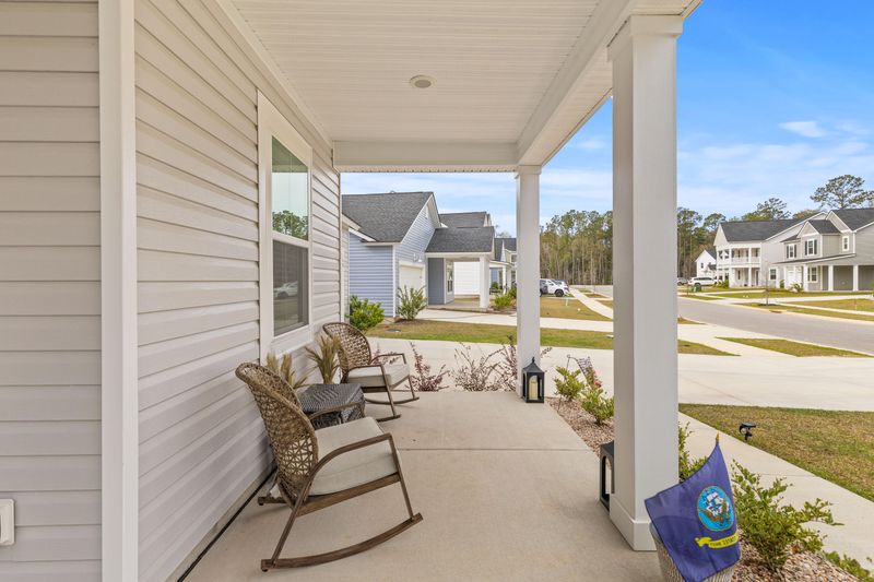 68 Red Bluff St, Summerville, SC 29483