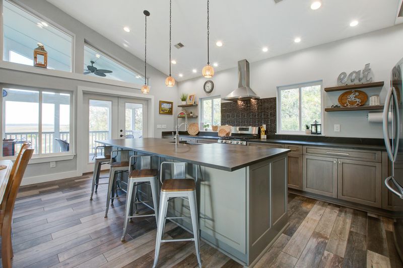 2101 Guerins Bridge Rd, Wando, SC 29492