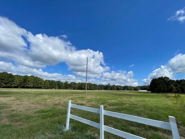 328 Austin Swamp Ln, Ridgeville, SC 29472