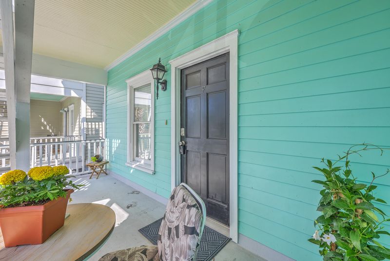 172 Saint Philip St #F, Charleston, SC 29403