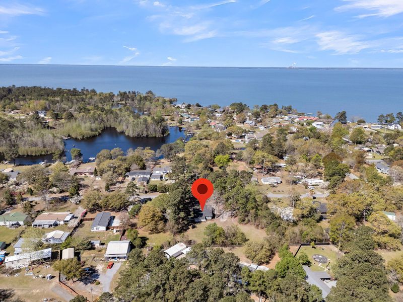 212 Lake Moultrie Dr, Bonneau, SC 29431
