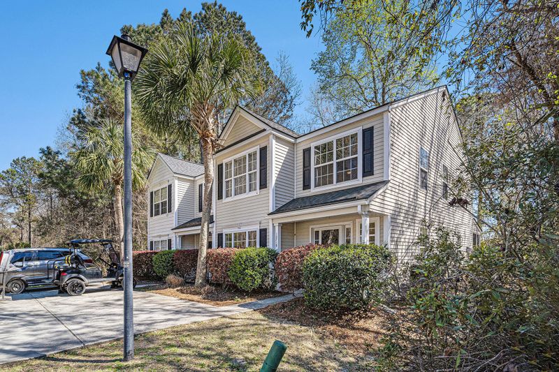 1271 Island Club Dr #B, Charleston, SC 29492