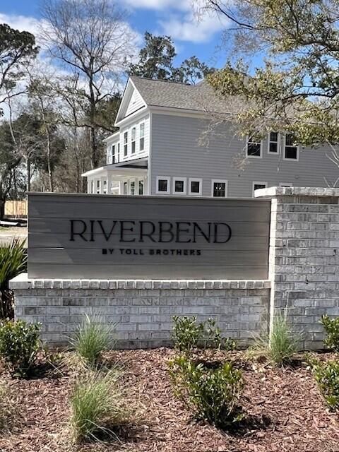 2022 Riverbend Dr, Charleston, SC 29412