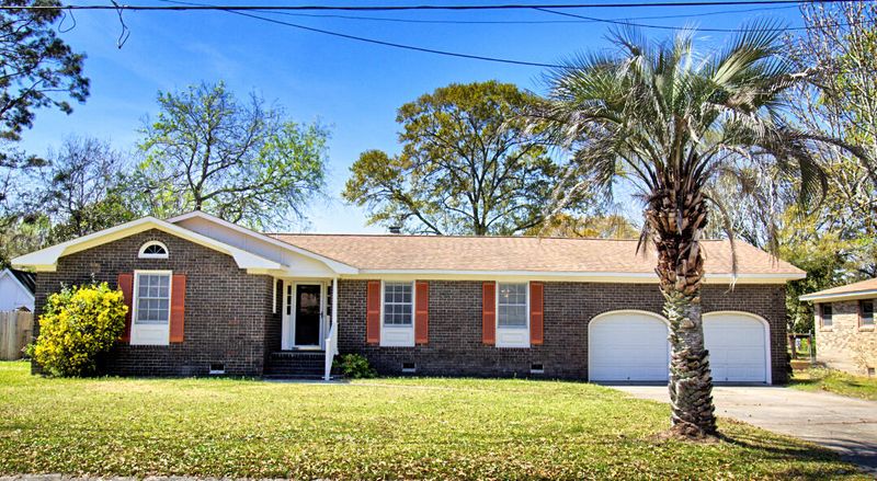 1198 Oakcrest Dr, Charleston, SC 29412