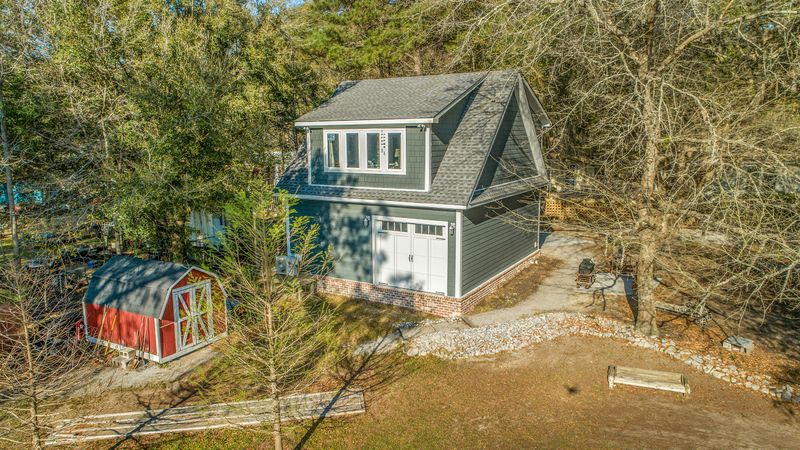 5758 Chisolm Rd, Johns Island, SC 29455
