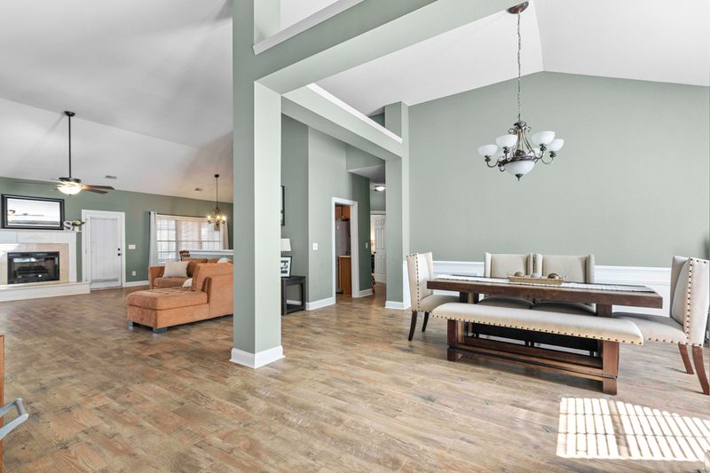 1644 Wayah Dr, Charleston, SC 29414