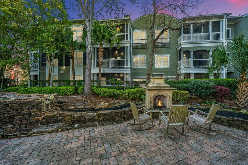 1325 Telfair Way, Charleston, SC 29412