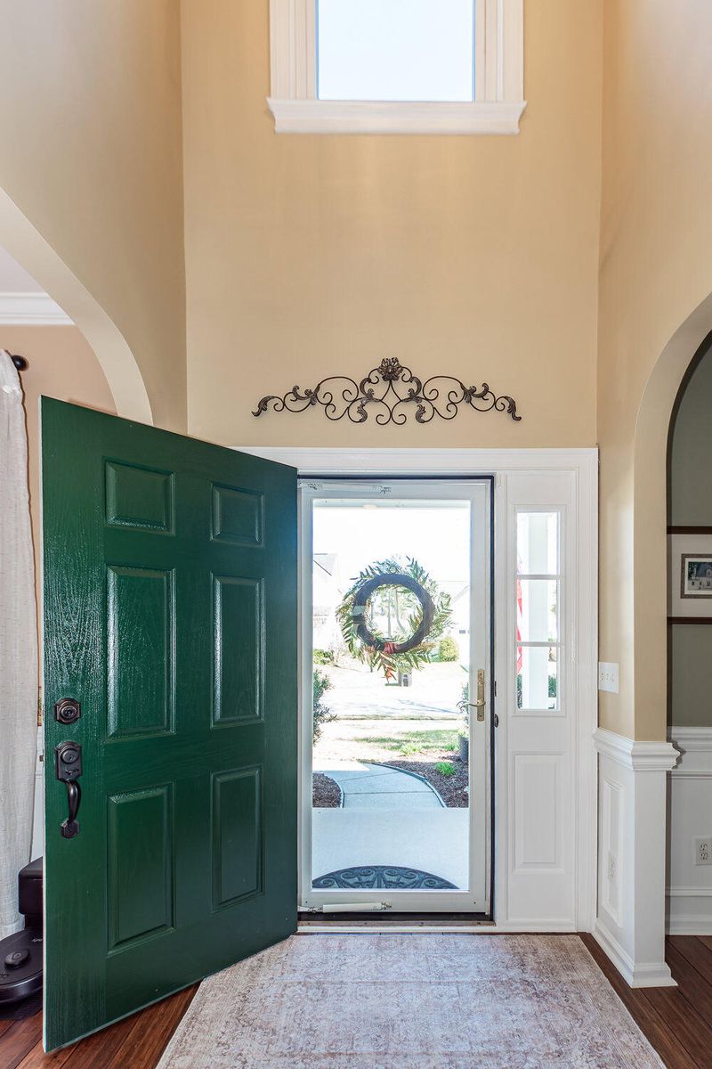 2052 Bancroft Ln, Mount Pleasant, SC 29466