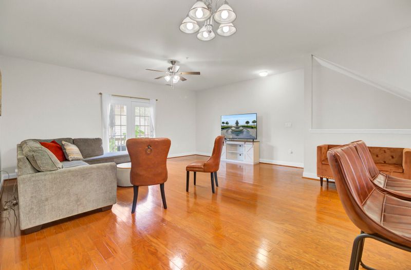 4512 Great Oak Dr, North Charleston, SC 29418