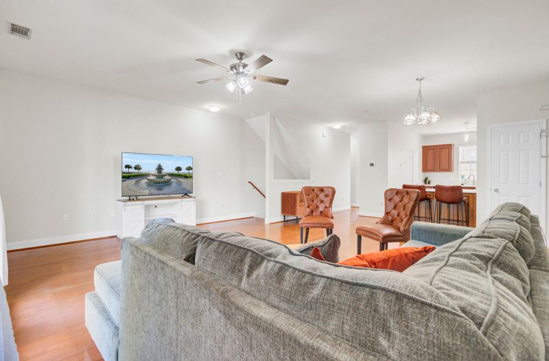 4512 Great Oak Dr, North Charleston, SC 29418