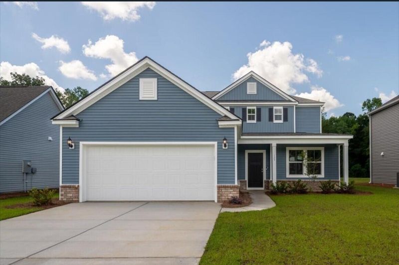 125 Royal Cainhoy Way, Huger, SC 29450