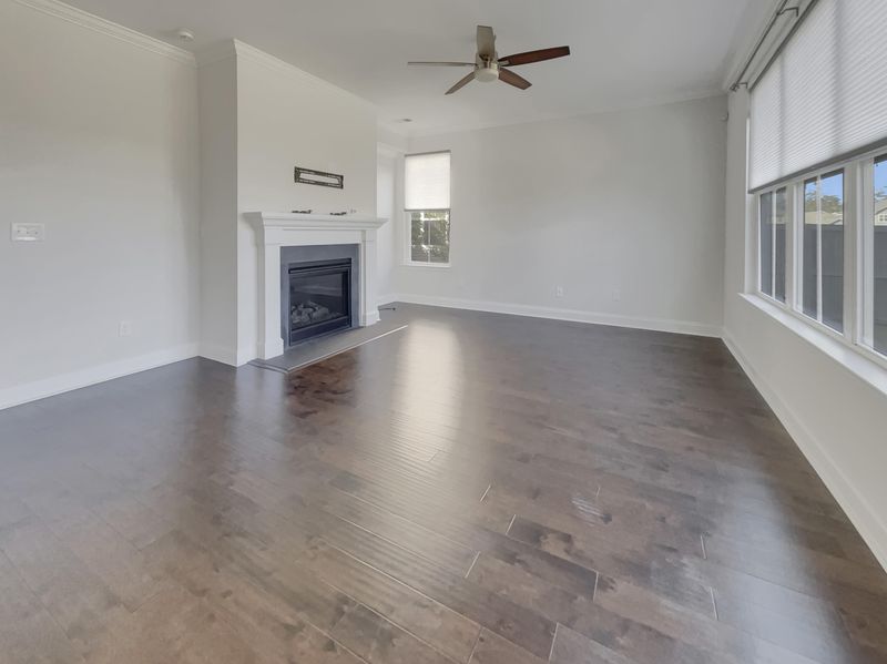 253 Palmetto Walk Dr, Summerville, SC 29486