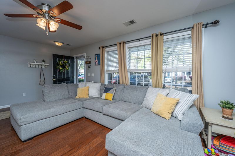 1002 Elm Hall Cir, Summerville, SC 29483
