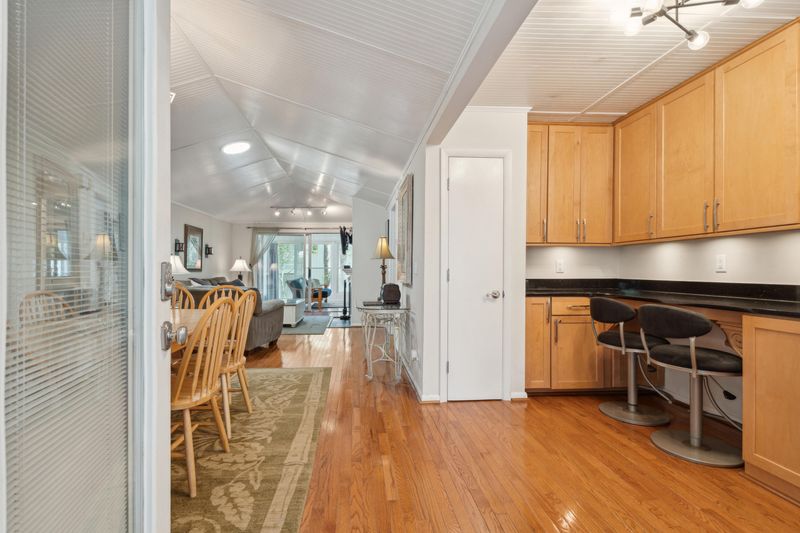 32 Twin Oaks Ln, Isle Of Palms, SC 29451