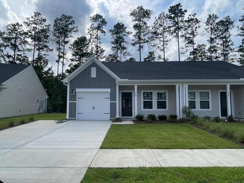 960 Dusk Dr, Summerville, SC 29486