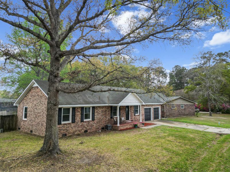 103 Beverly Dr, Ladson, SC 29456