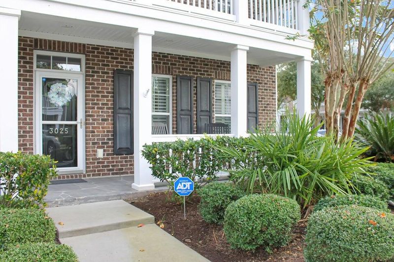 3025 Lazarette Ln, Charleston, SC 29414