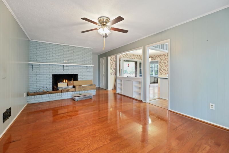 1636 Pinopolis Rd, Moncks Corner, SC 29461