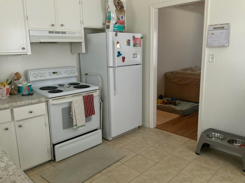 247 Fleming Rd, Charleston, SC 29412