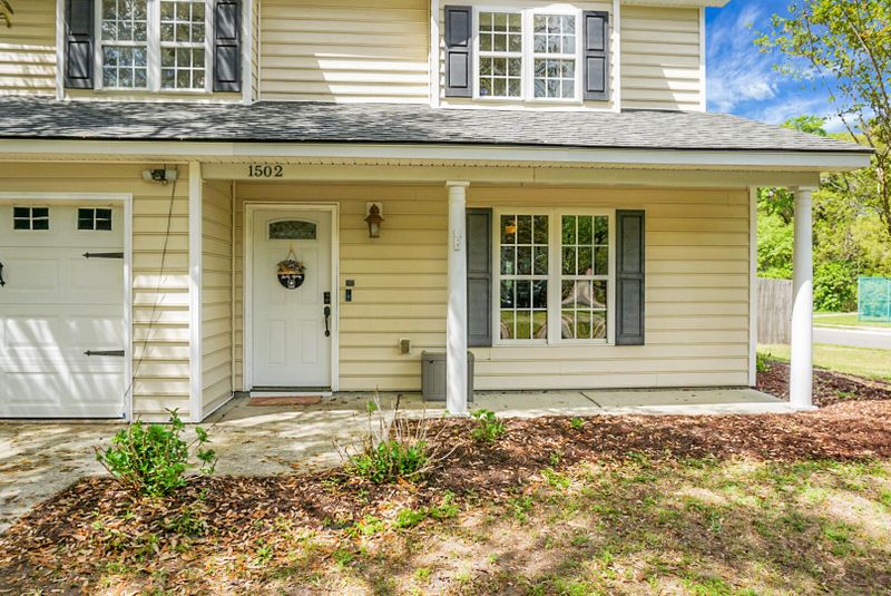 1502 Thoroughbred Blvd, Johns Island, SC 29455