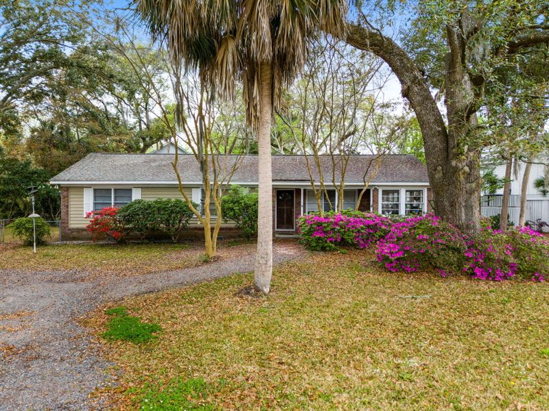 31 31st Ave, Isle Of Palms, SC 29451