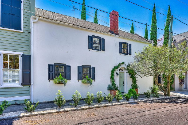 95 Ashley Ave #D, Charleston, SC 29401