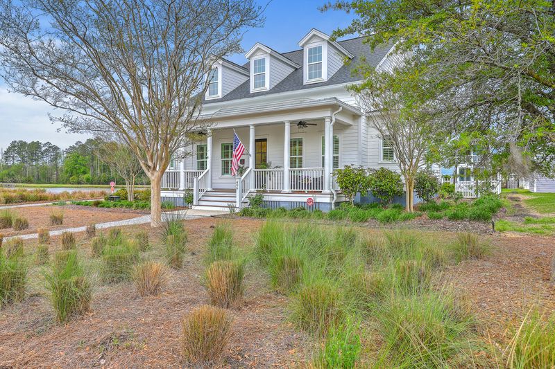 406 Summers Dr, Summerville, SC 29485