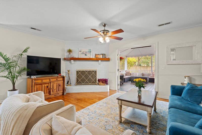 1515 Wakendaw Rd, Mount Pleasant, SC 29464