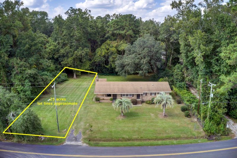 208 Germantown Rd, Summerville, SC 29483