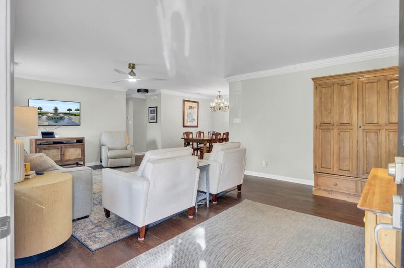 1406 Iroquois St, North Charleston, SC 29405