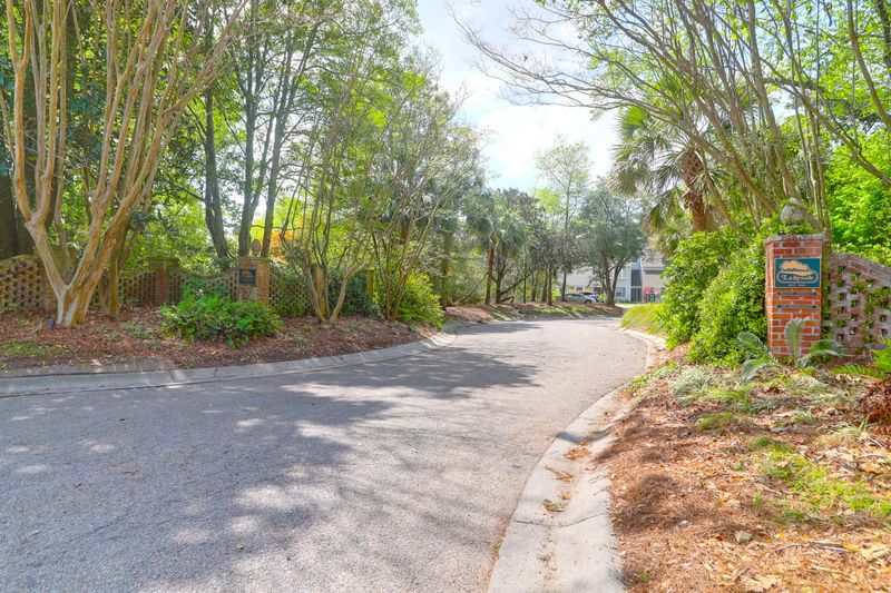 2 Townpark Ln #D, Charleston, SC 29412