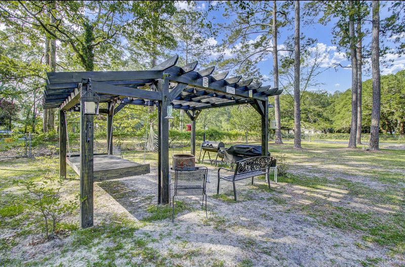130 Oak Crest Dr, Moncks Corner, SC 29461
