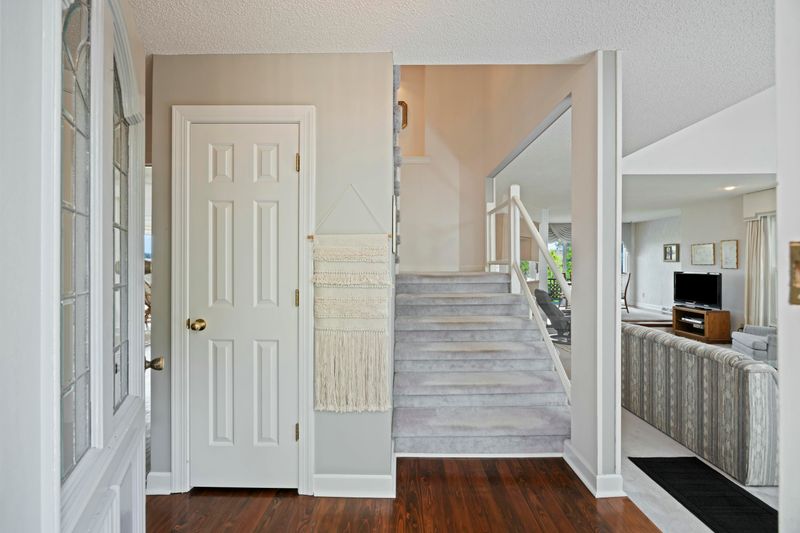 2345 Waring Hall Ln, Charleston, SC 29414