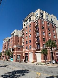 150 Bee St #611, Charleston, SC 29401