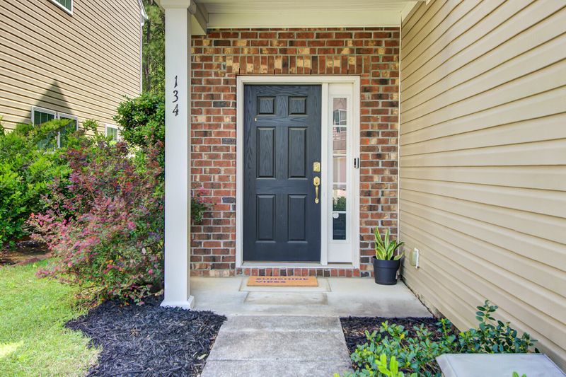 134 Longford Dr, Summerville, SC 29483