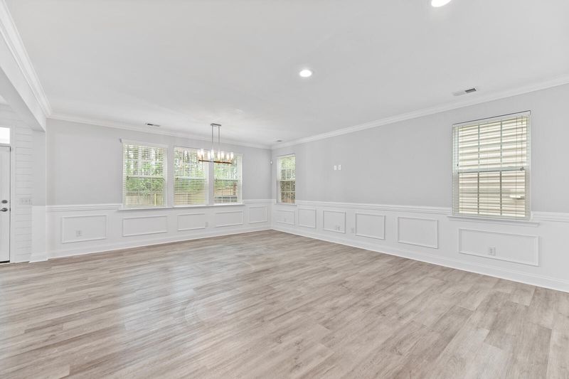 215 Overcup Loop, Summerville, SC 29486